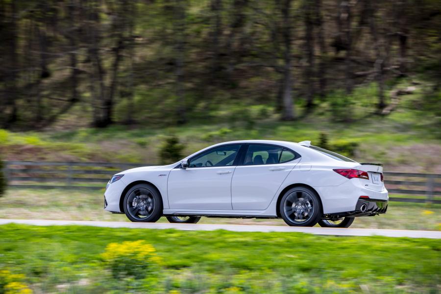  Acura TLX A-Spec 2017 года  (фото 14 из 69)